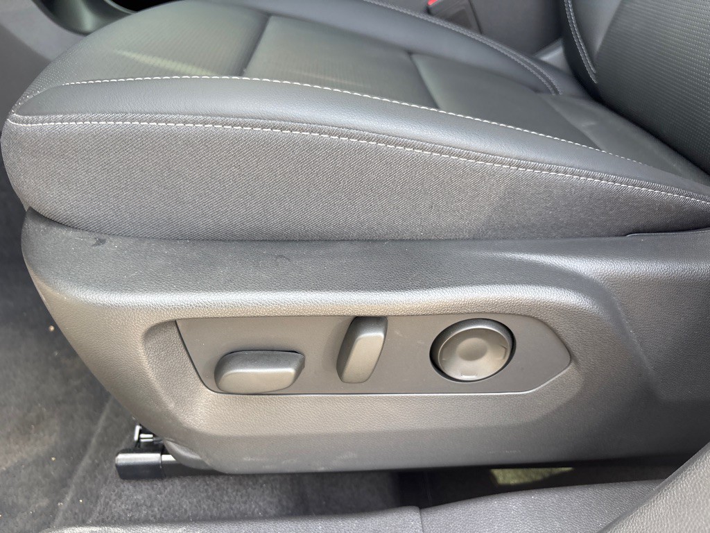 2025 Buick Envision Image 18