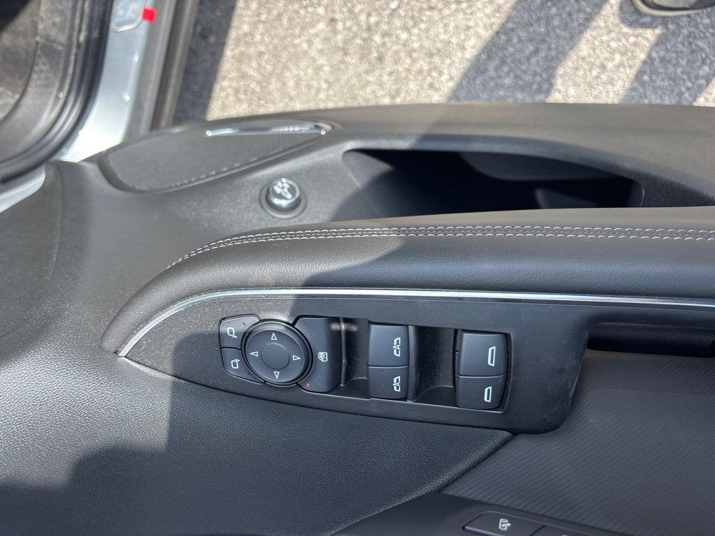 2025 Buick Envision Image 12