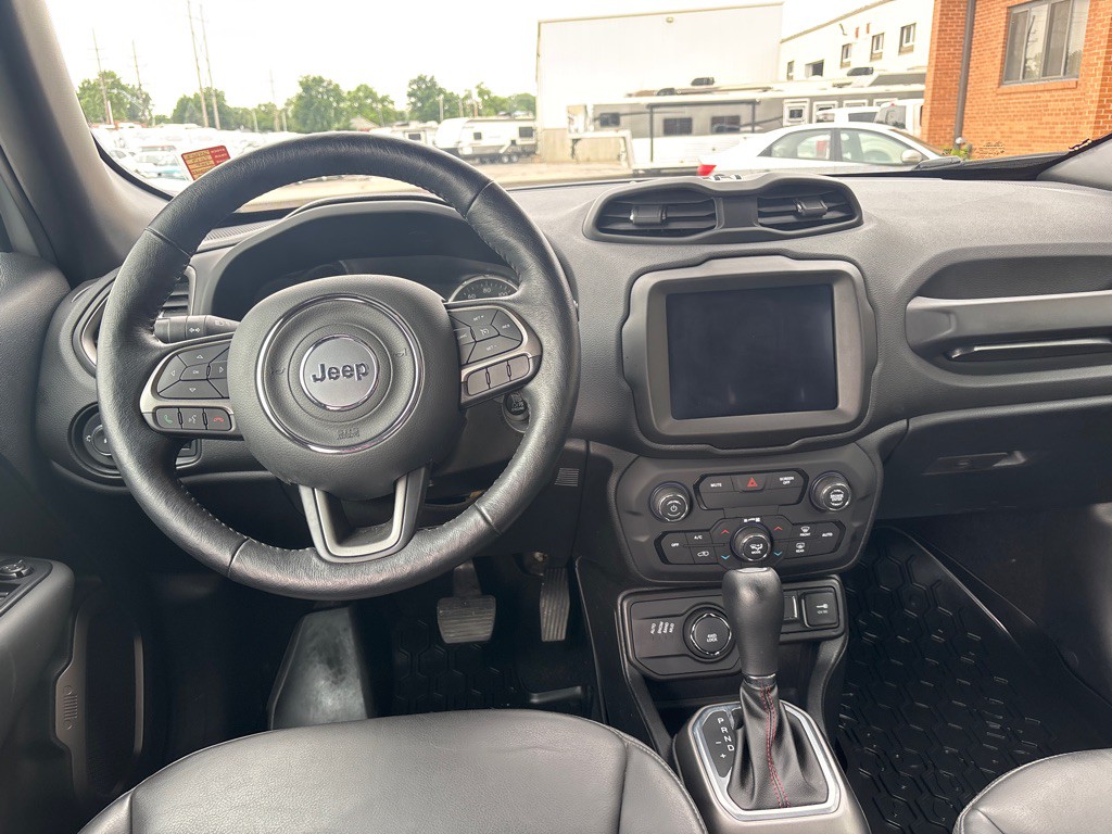 2019 Jeep Renegade Image 16