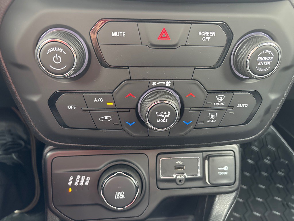 2019 Jeep Renegade Image 20