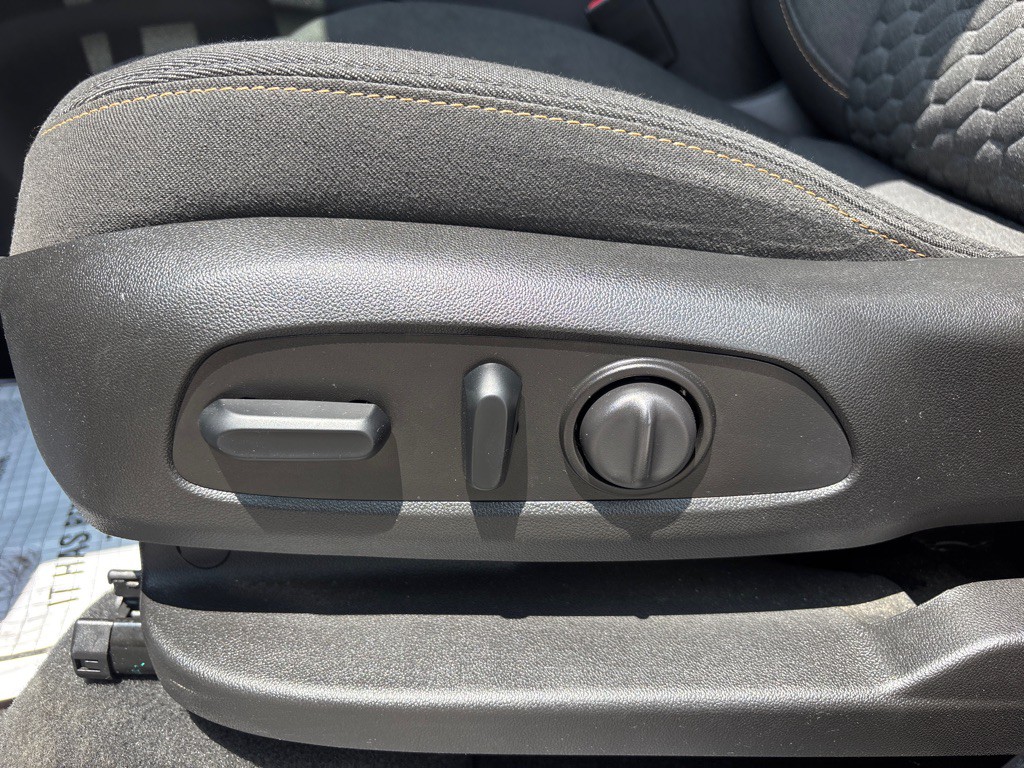 2018 Chevrolet Equinox Image 17