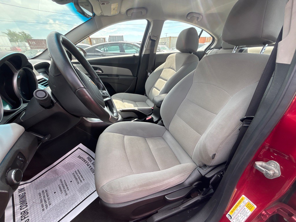 2012 Chevrolet Cruze Image 13