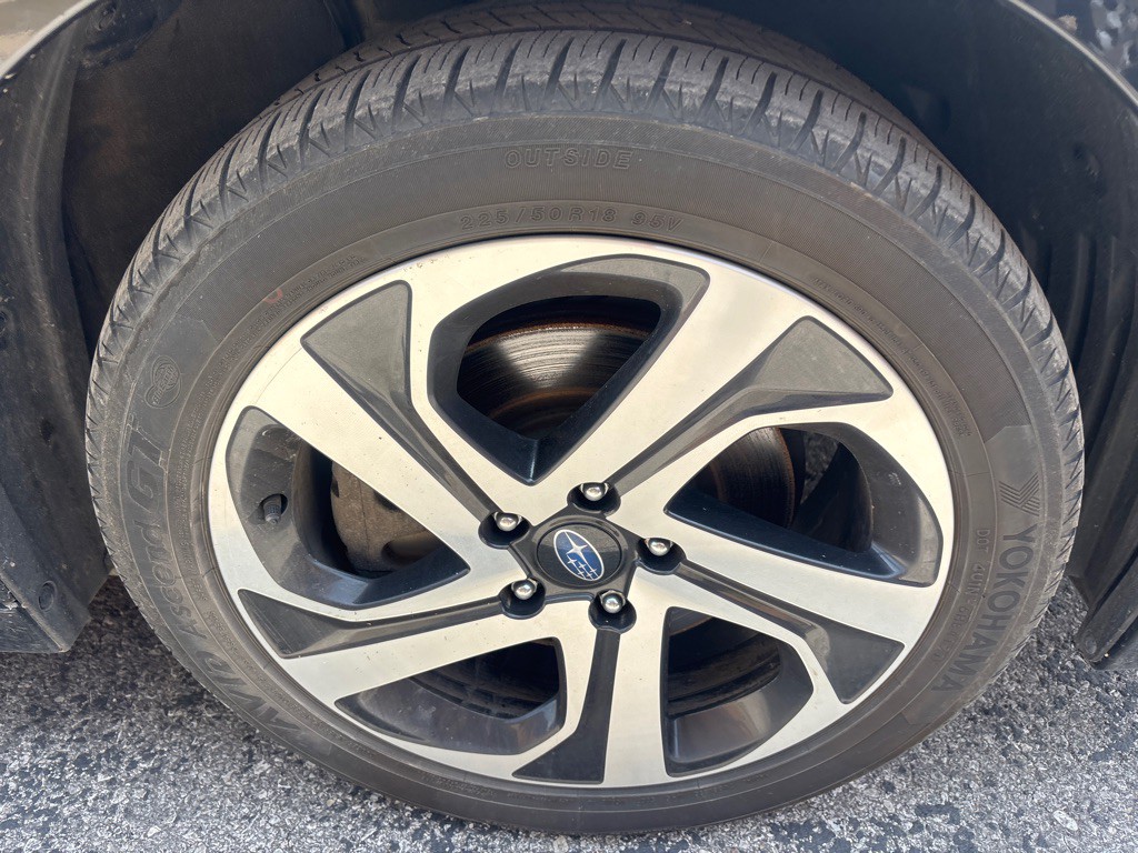 2020 Subaru Legacy Image 9