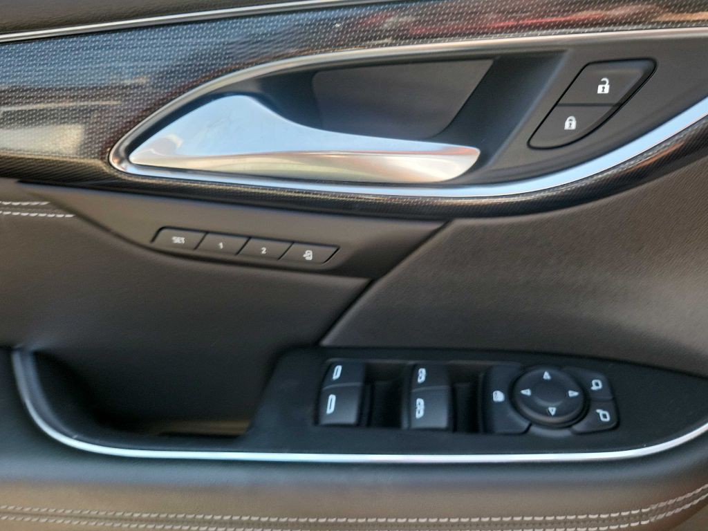 2022 Buick Envision Image 18