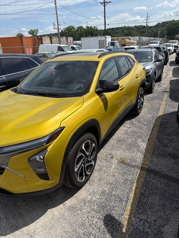 2025 Chevrolet Trax Image 1