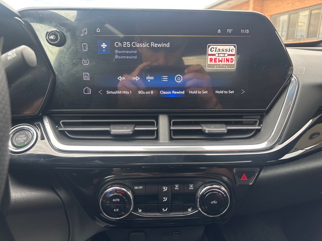 2025 Chevrolet Trax Image 13