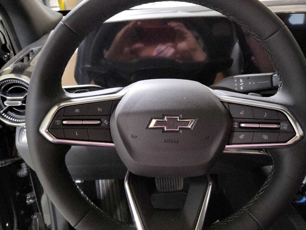 2025 Chevrolet Equinox Image 14