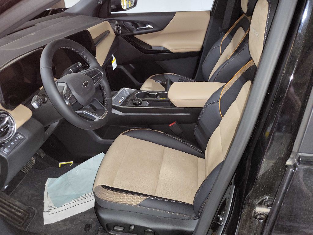 2025 Chevrolet Equinox Image 17