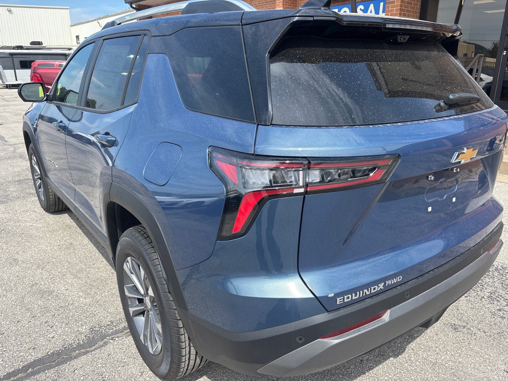2025 Chevrolet Equinox Image 8