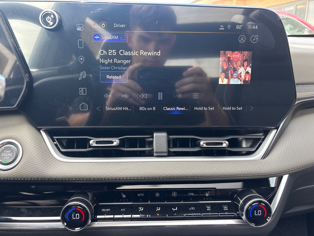 2025 Chevrolet Equinox Image 18