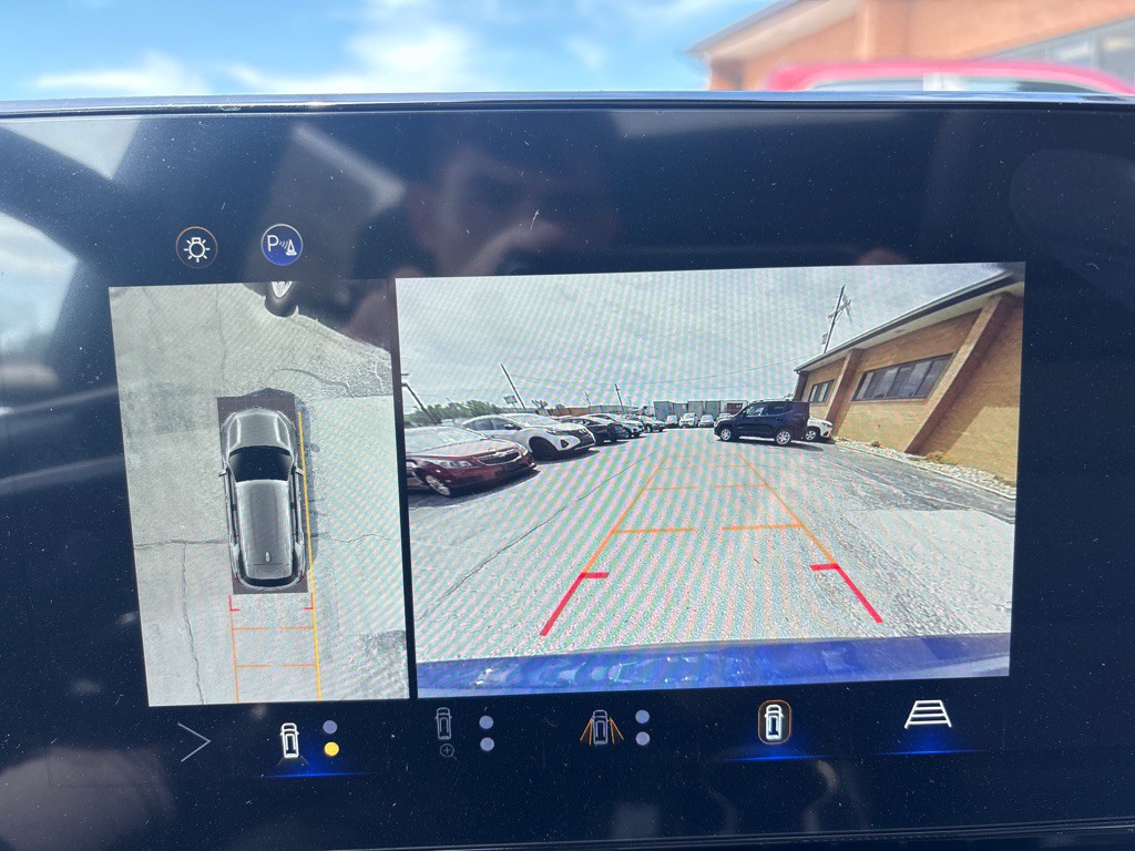 2025 Chevrolet Equinox Image 20