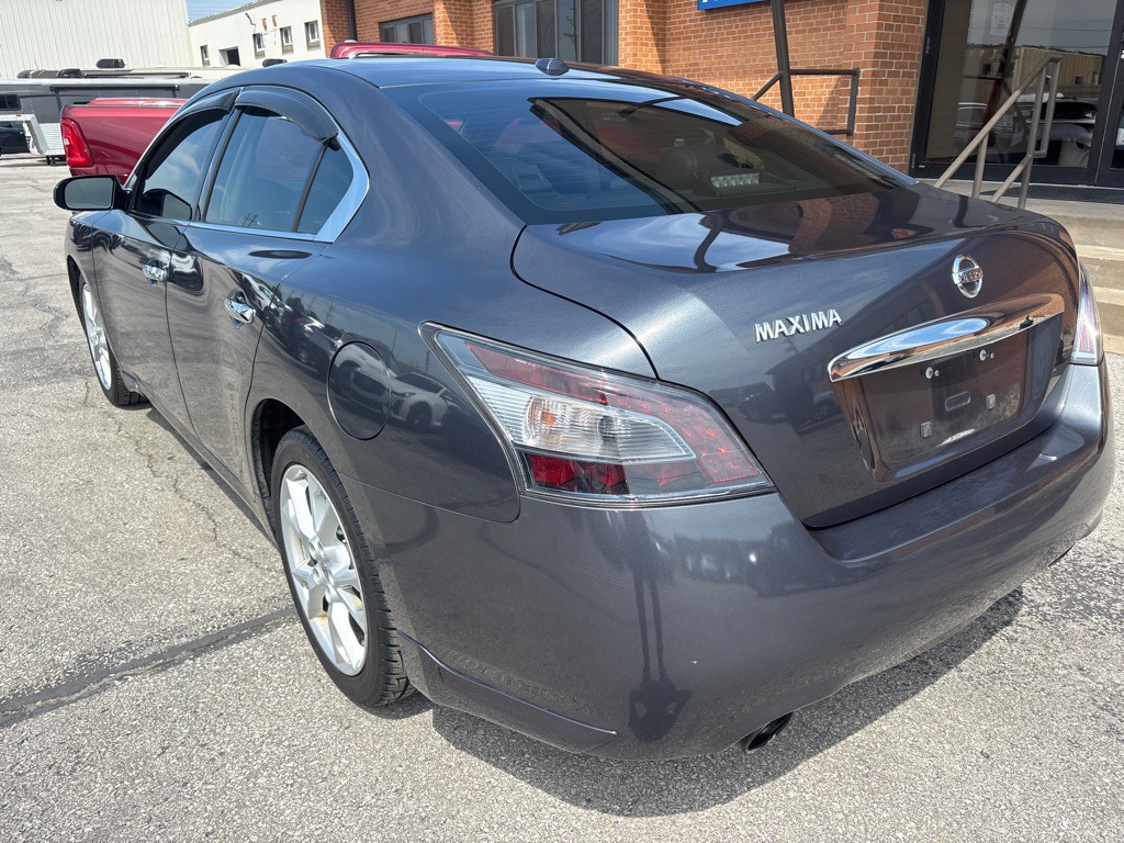2013 Nissan Maxima Image 9