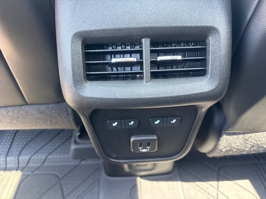 2022 Chevrolet Equinox Image 22