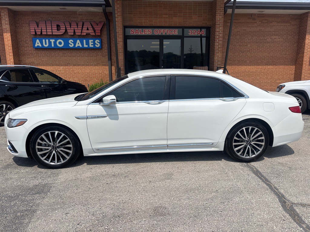2020 Lincoln Continental Image 1