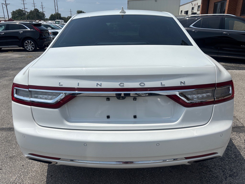 2020 Lincoln Continental Image 8