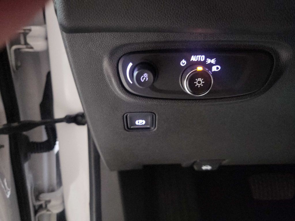 2022 GMC Terrain Image 18