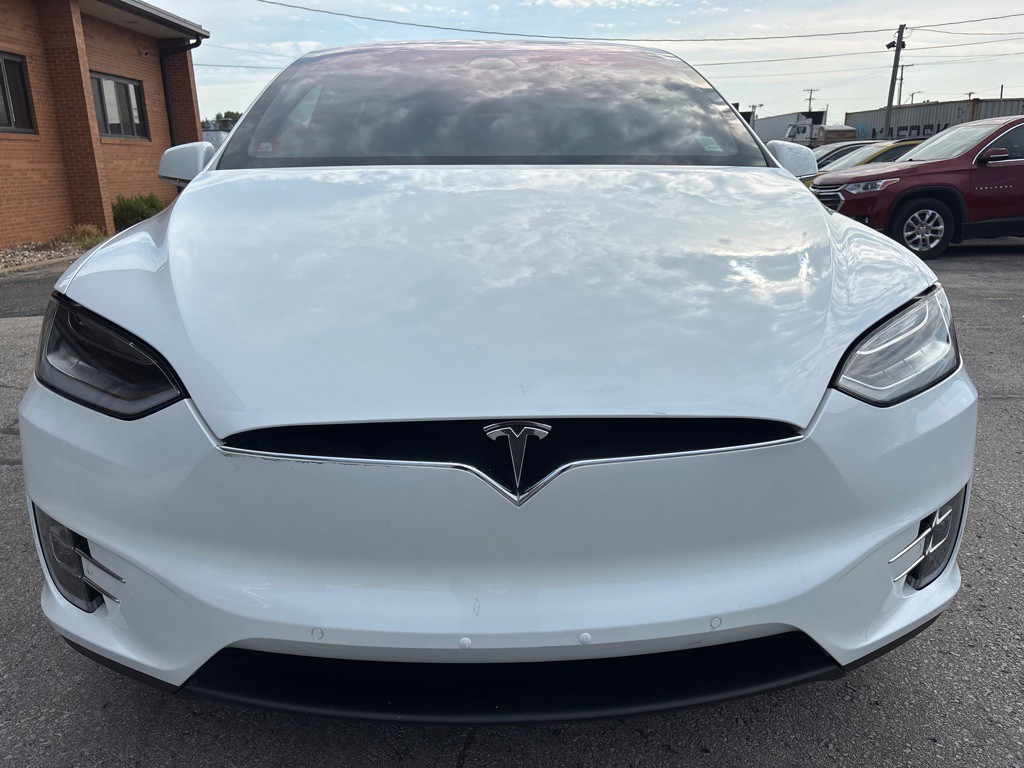 2018 Tesla Model X Image 3