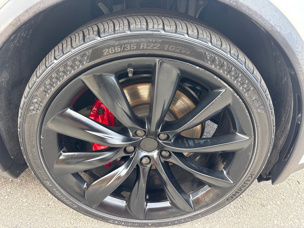 2018 Tesla Model X Image 6