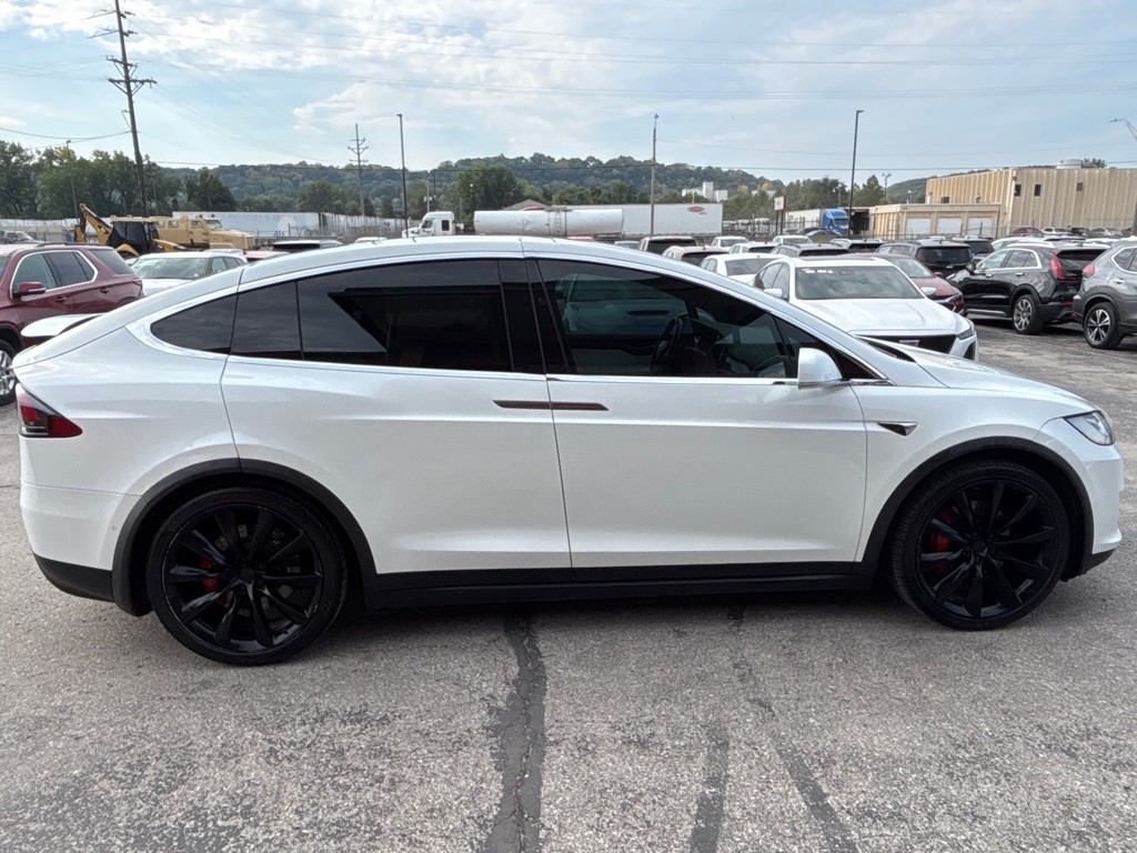 2018 Tesla Model X Image 7