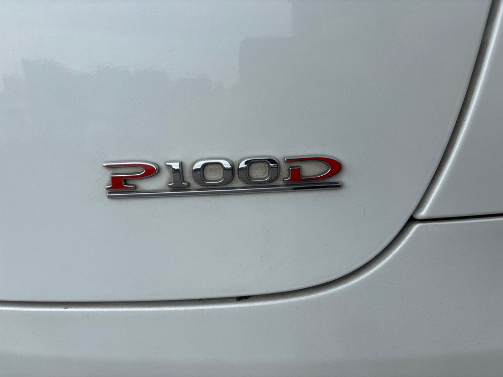 2018 Tesla Model X Image 10