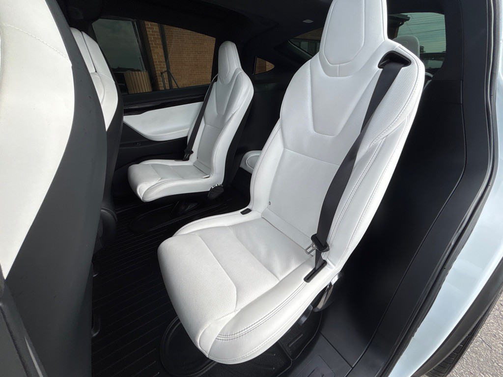 2018 Tesla Model X Image 20