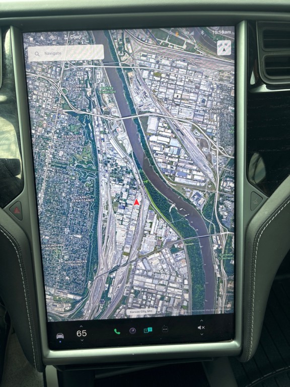 2018 Tesla Model X Image 25