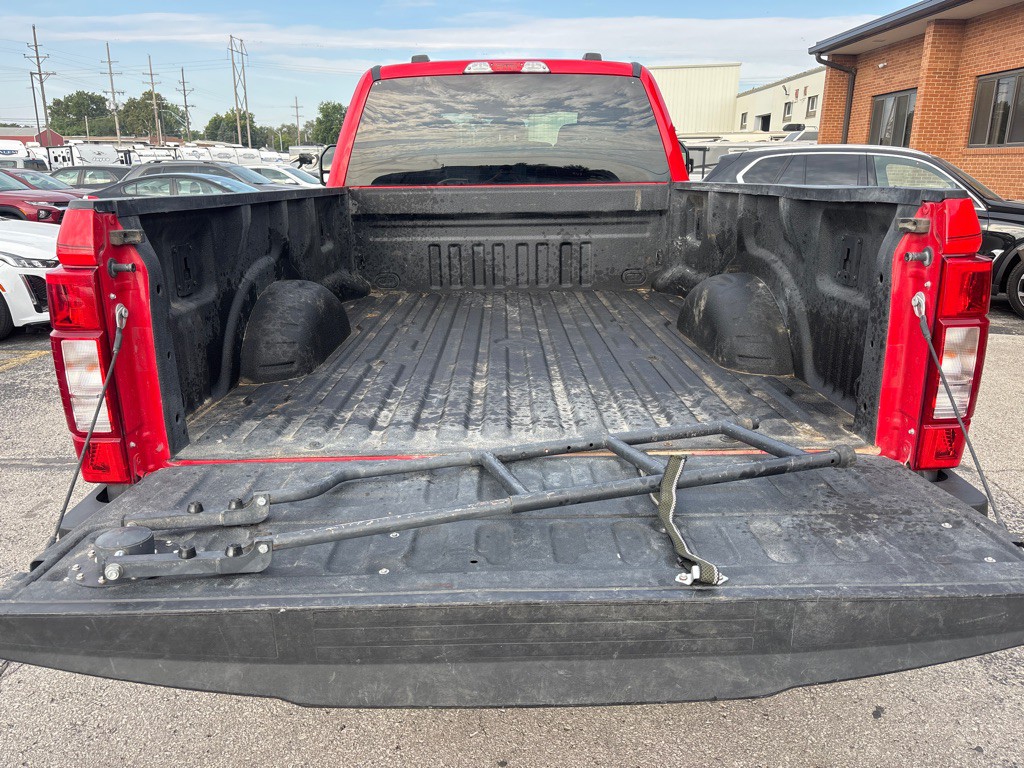 2022 Ford F-350 Image 10
