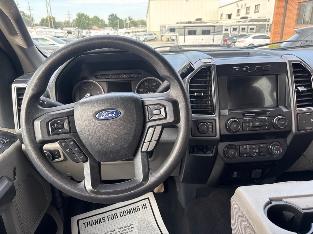 2022 Ford F-350 Image 19