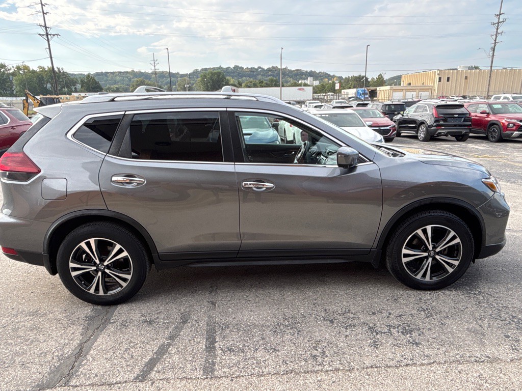 2020 Nissan Rogue Image 7