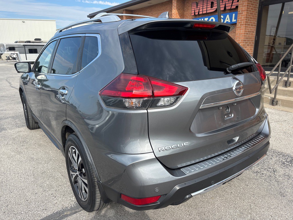 2020 Nissan Rogue Image 11