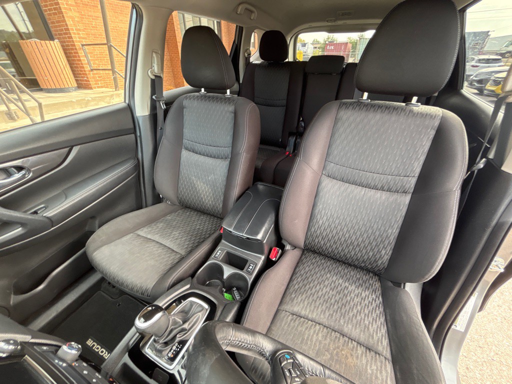 2020 Nissan Rogue Image 15