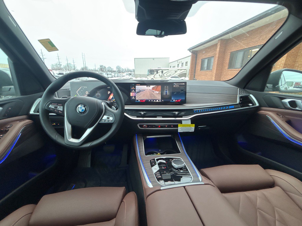 2025 BMW X5 Image 14