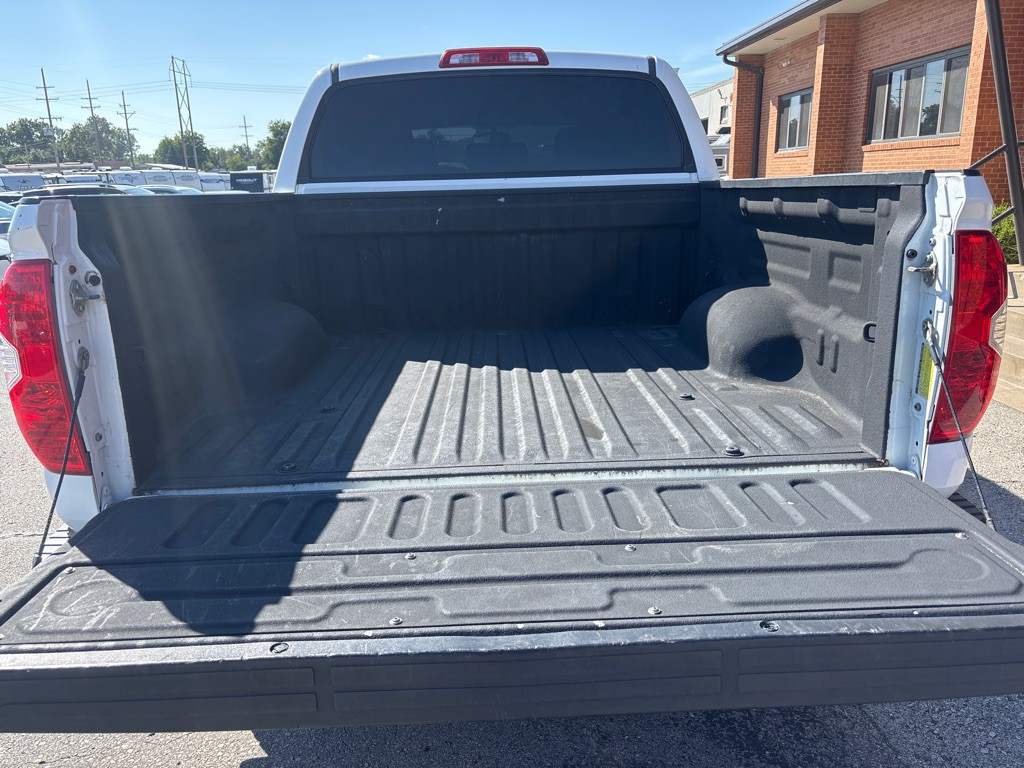 2014 Toyota Tundra Image 11