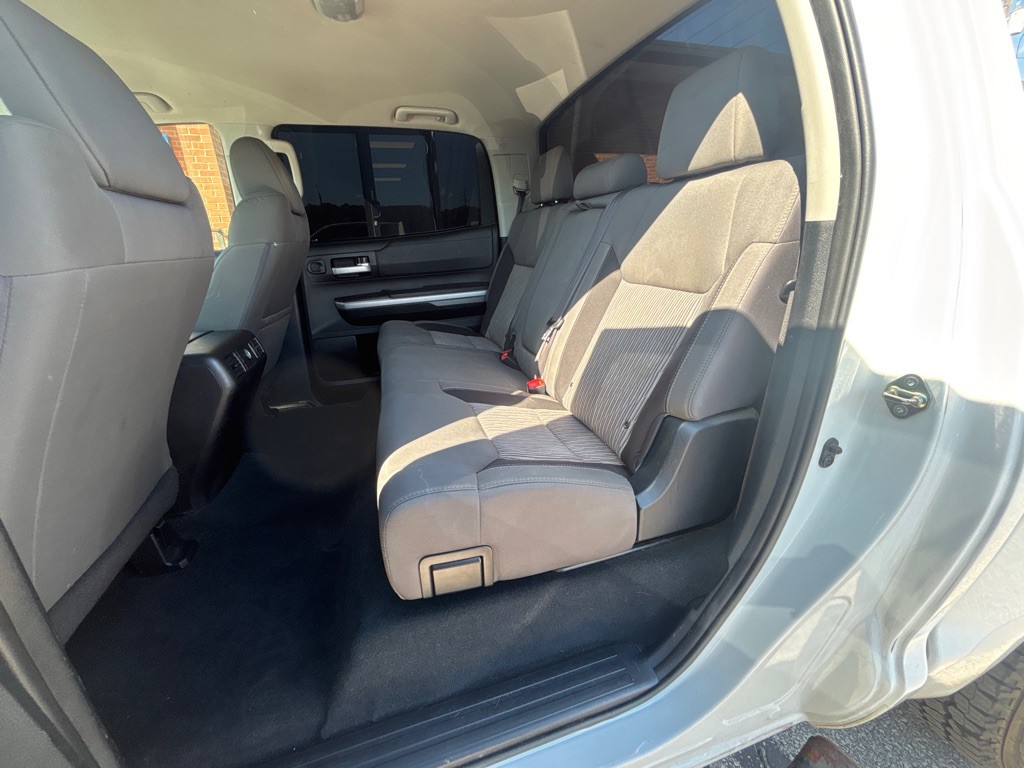 2014 Toyota Tundra Image 18
