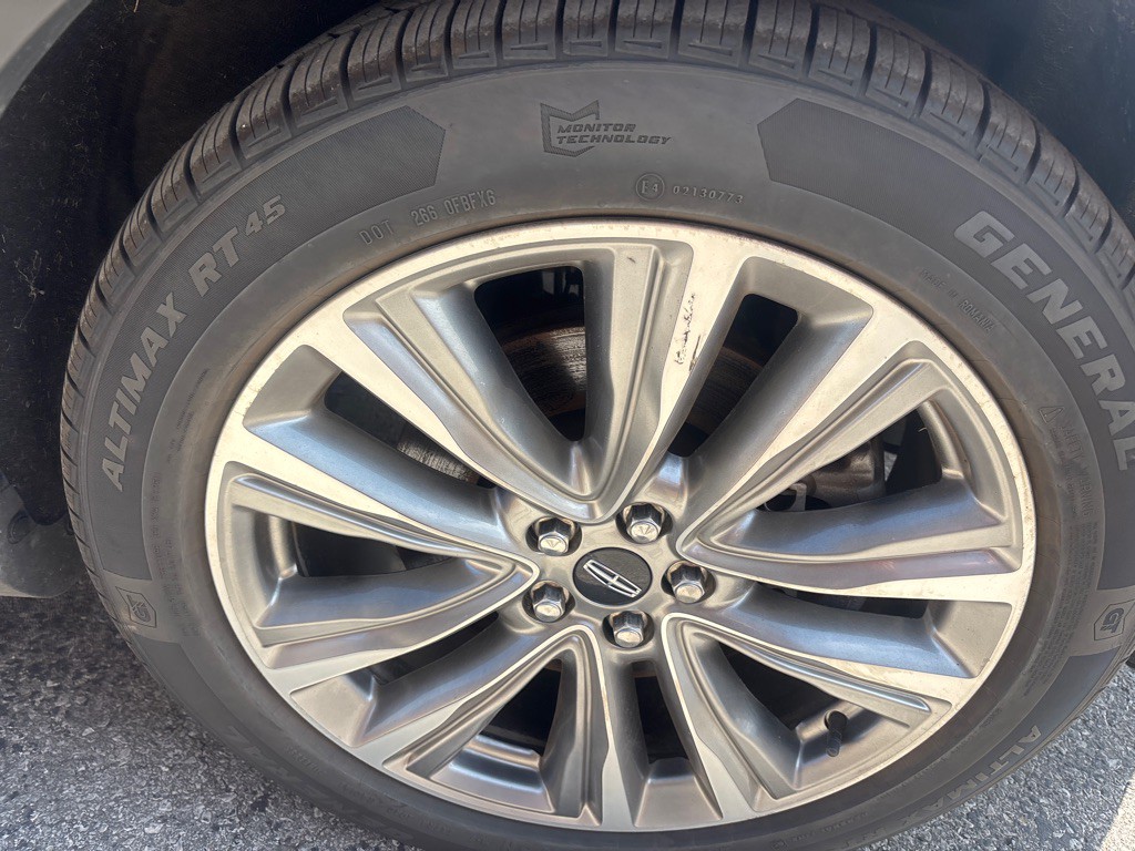 2017 Lincoln MKX Image 6