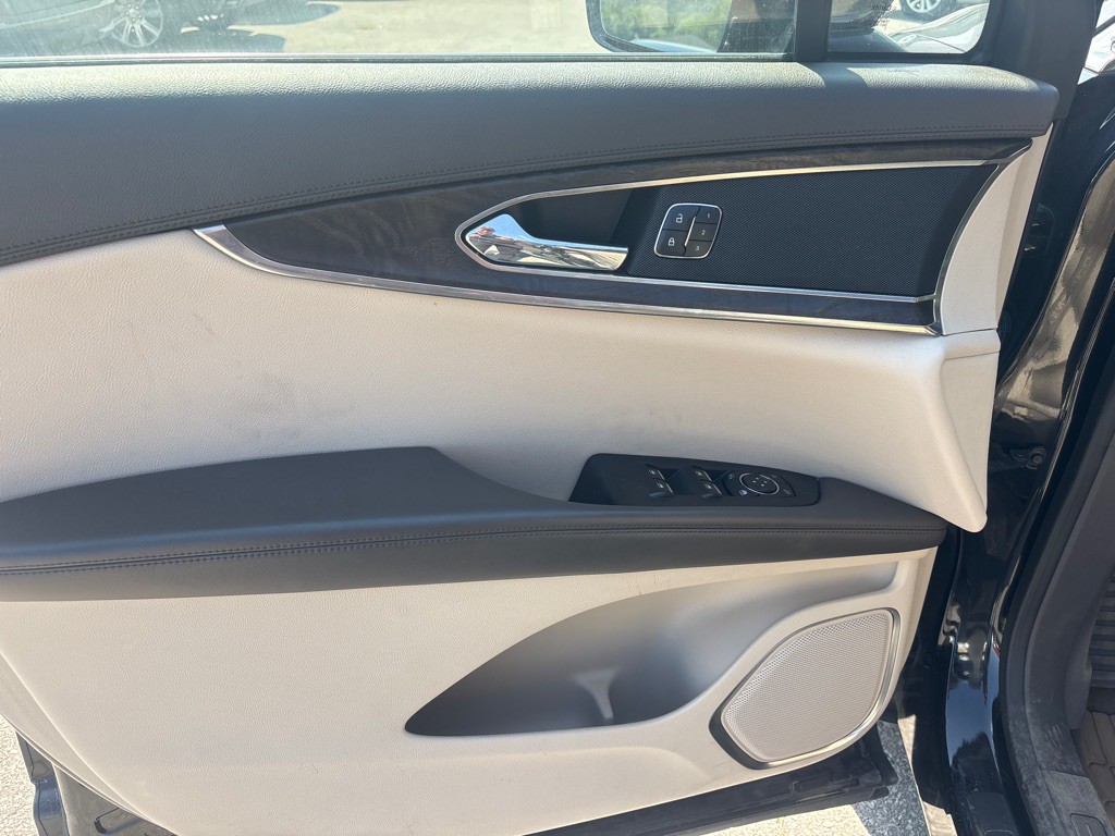 2017 Lincoln MKX Image 16