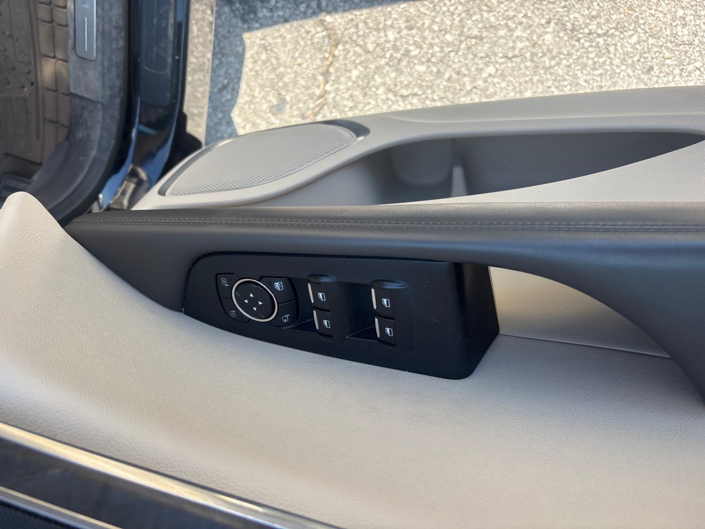 2017 Lincoln MKX Image 17