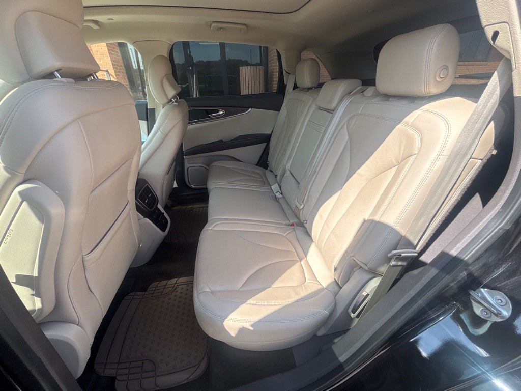 2017 Lincoln MKX Image 21