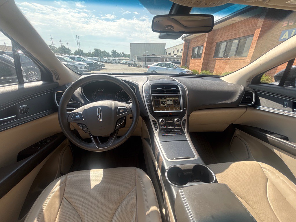 2017 Lincoln MKX Image 23
