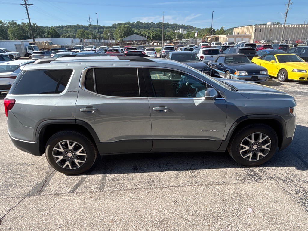 2023 GMC Acadia Image 7