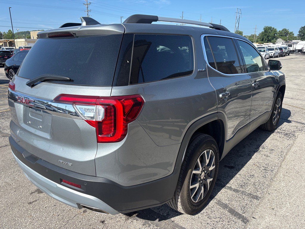 2023 GMC Acadia Image 8