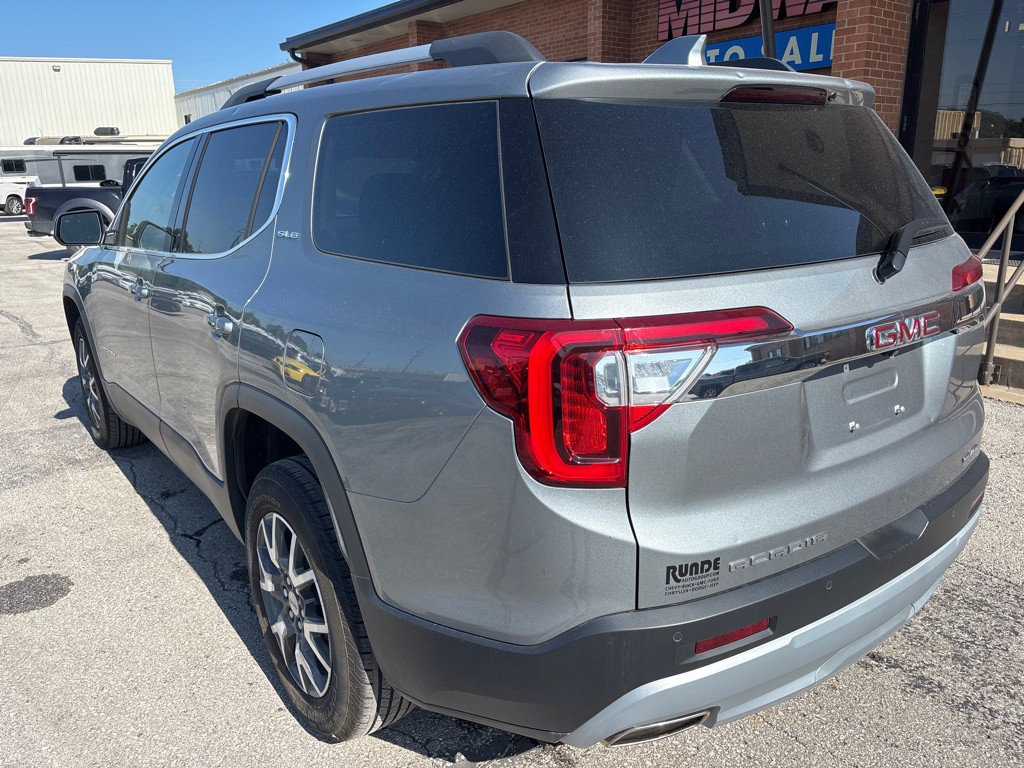 2023 GMC Acadia Image 11