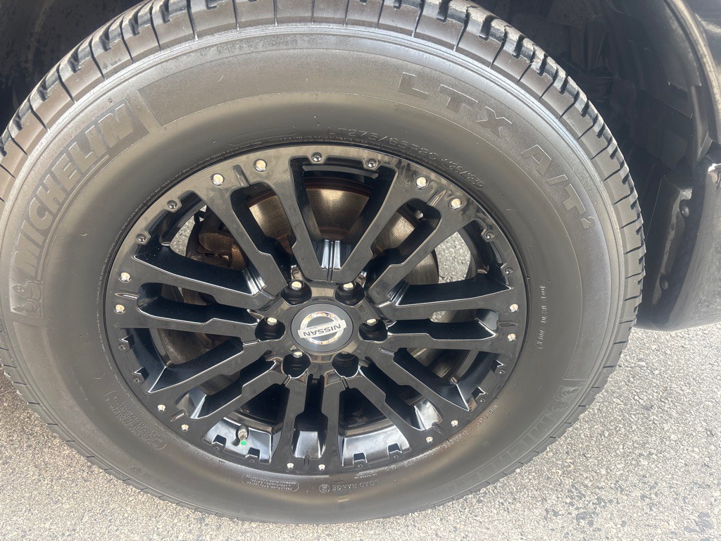 2019 Nissan Titan Image 5