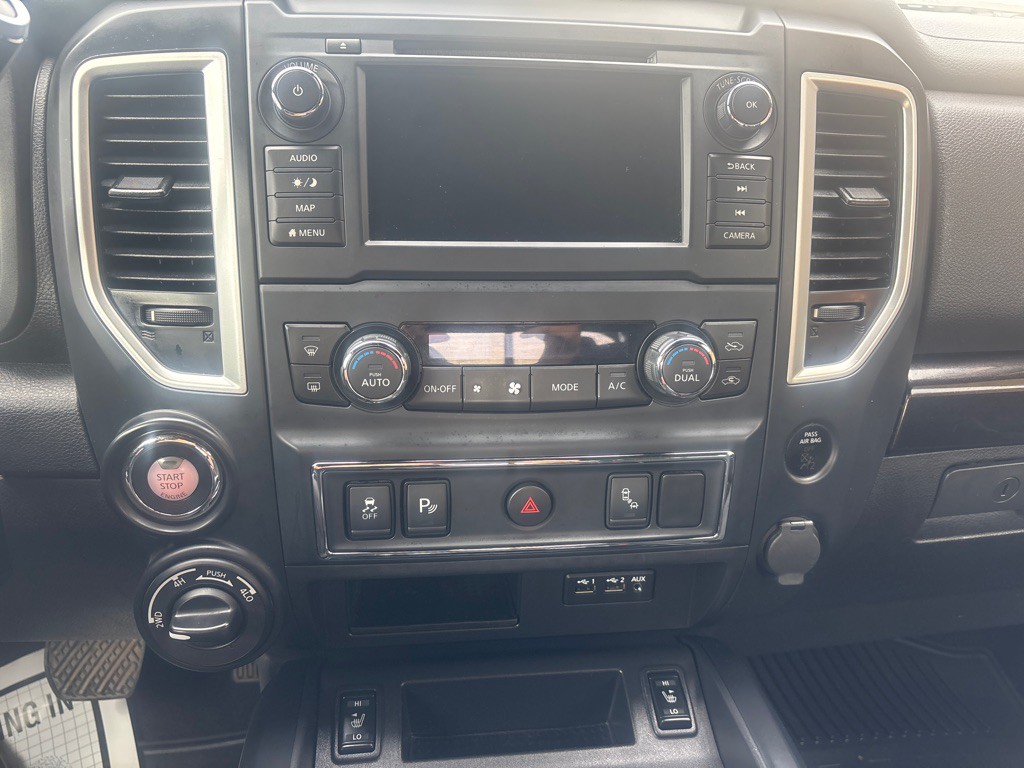 2019 Nissan Titan Image 22
