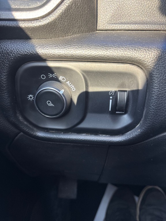 2021 RAM 2500 Image 21