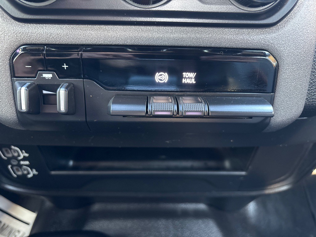 2021 RAM 2500 Image 25
