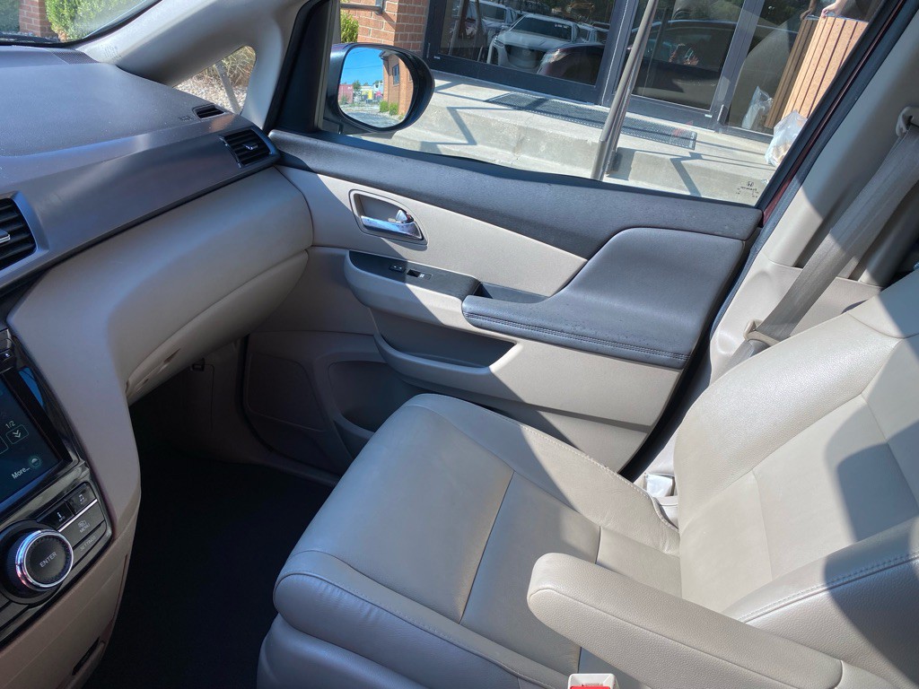 2014 Honda Odyssey Image 29