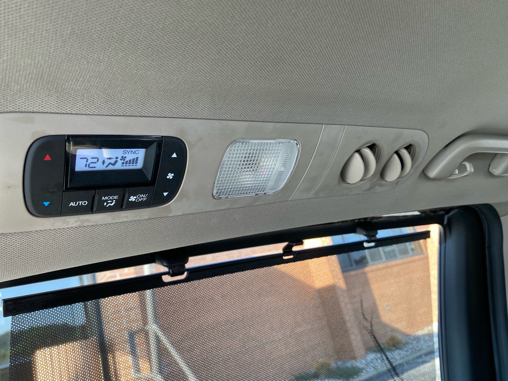 2014 Honda Odyssey Image 34