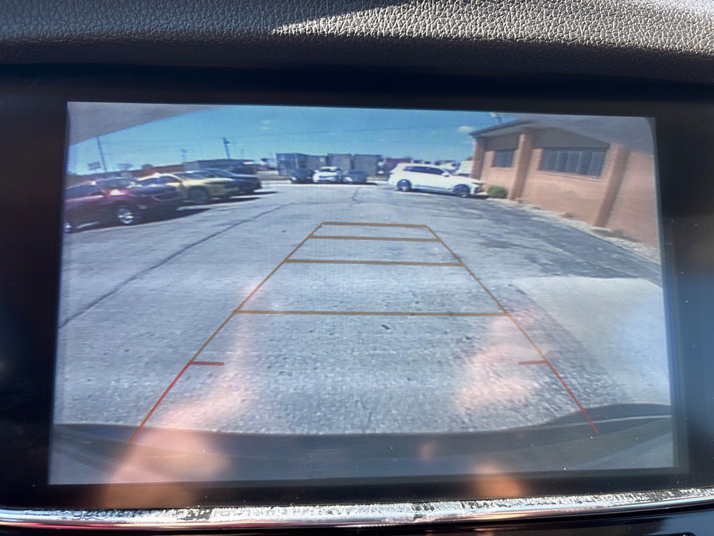 2021 Buick Enclave Image 27