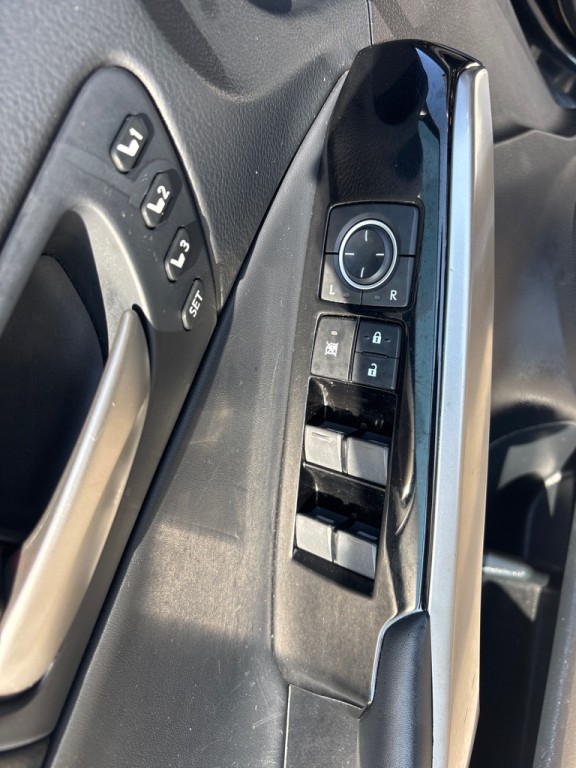 2018 Lexus IS 300 Image 13